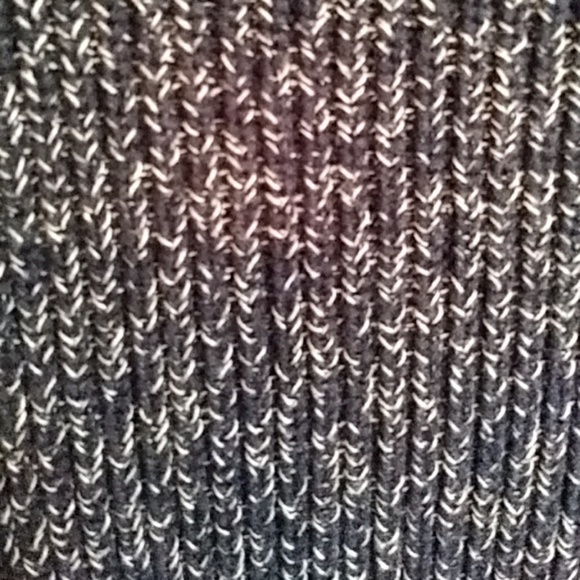 Sweater - Picture 2 of 4